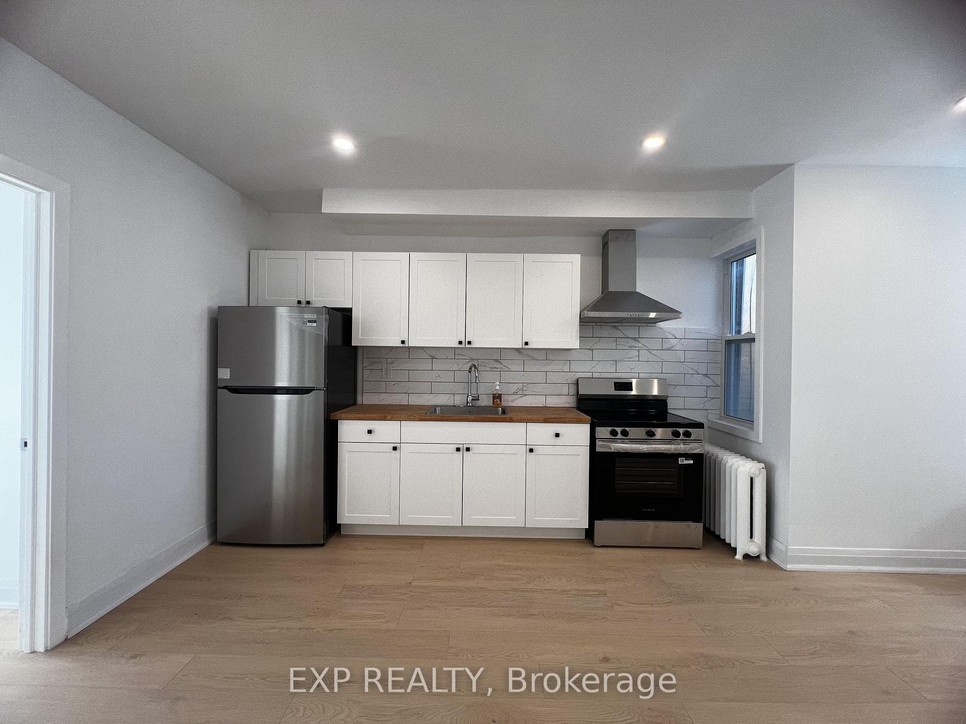 804A St Clair Avenue Unit 101, Forest Hill / Deer Park, ON M6C 1B6 - Photo 1