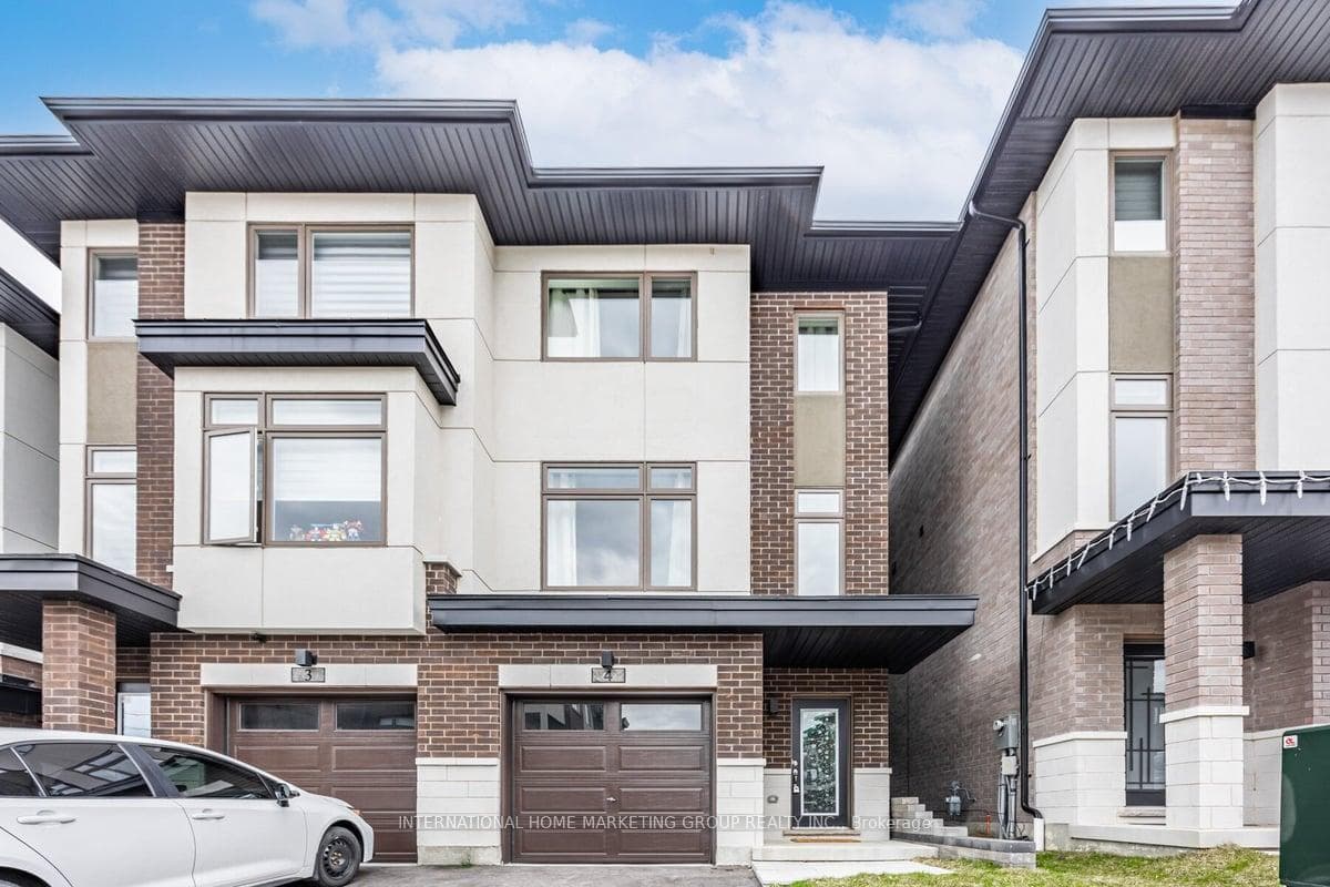 250 Finch Avenue Unit 4, Pickering