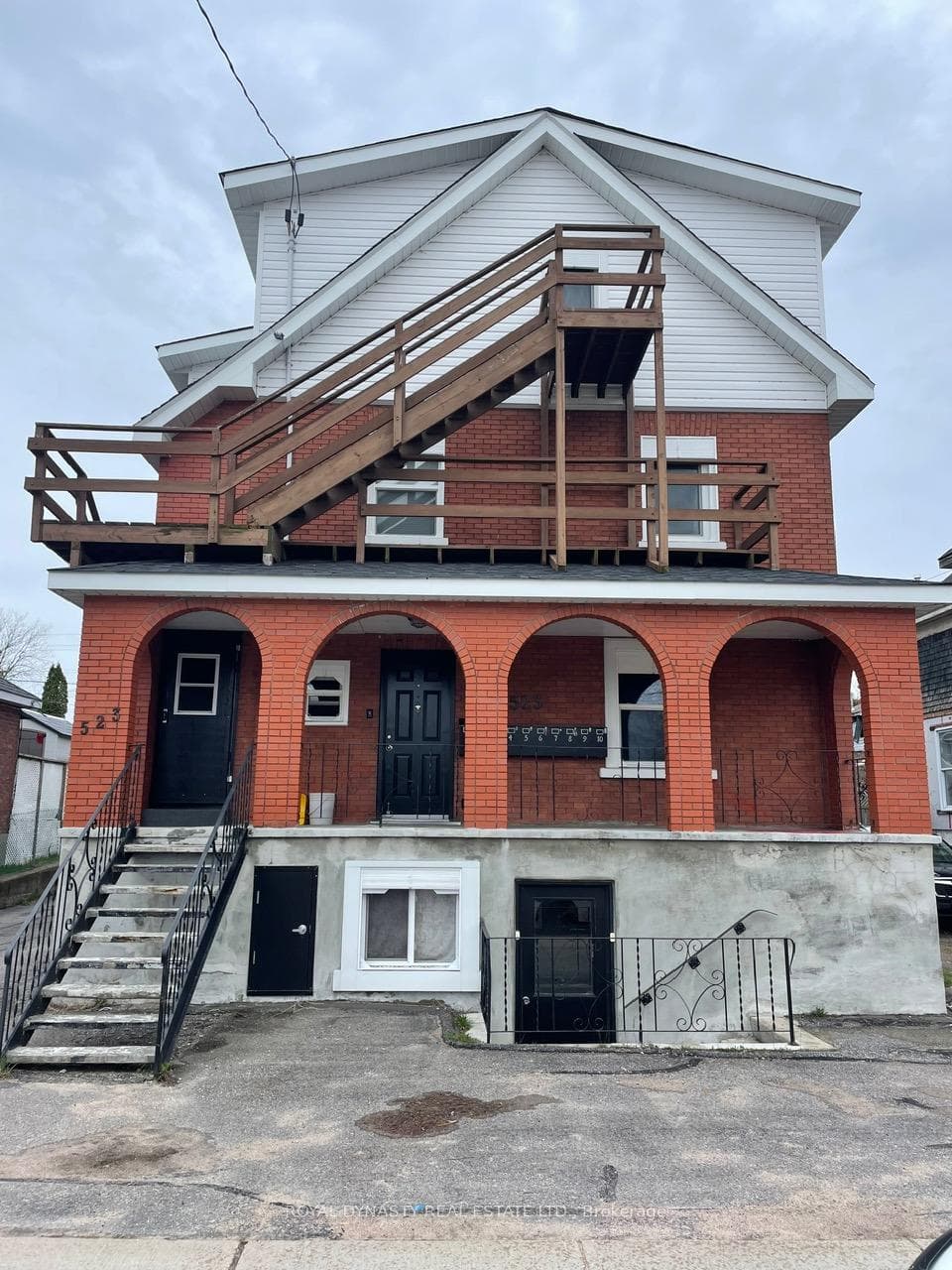 523 First Avenue, North Bay, ON P1B 1K5 - Photo 1