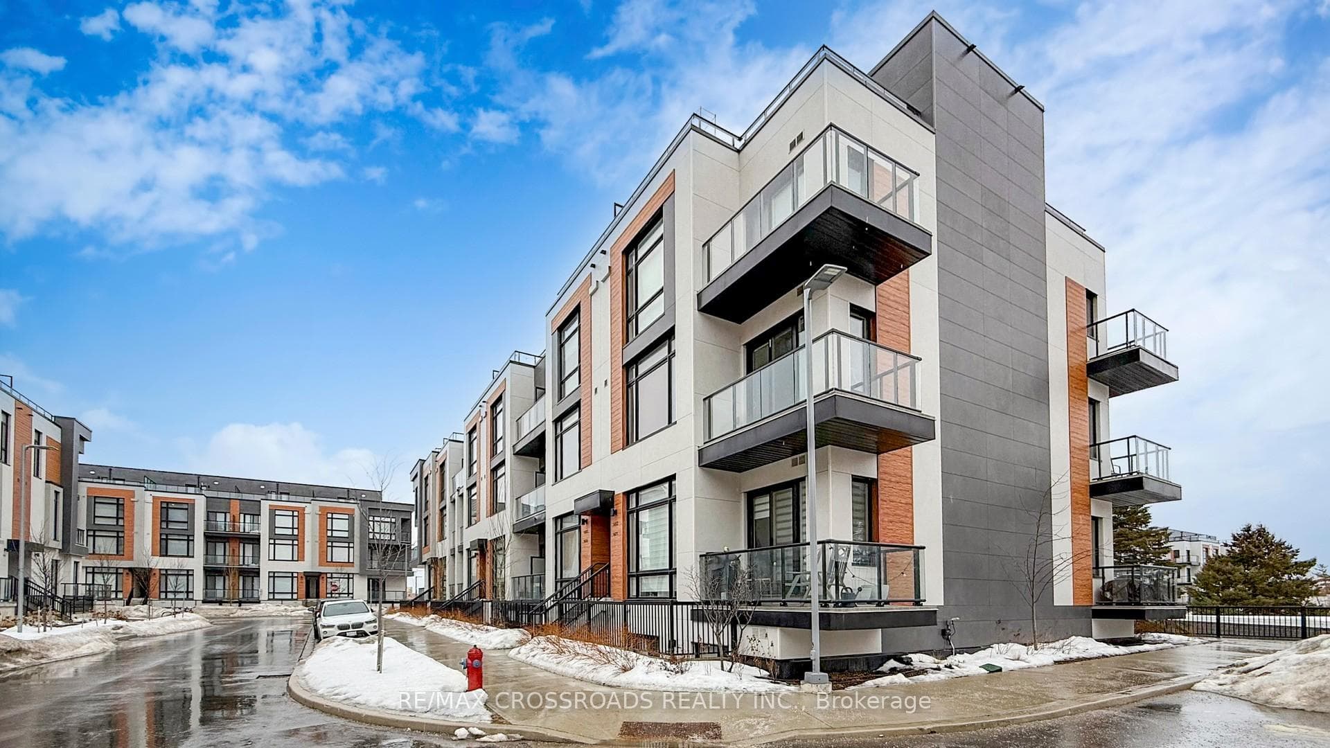 15 David Eyer Road Unit 1403, Richmond Hill, ON L4S 0N2 - Photo 1