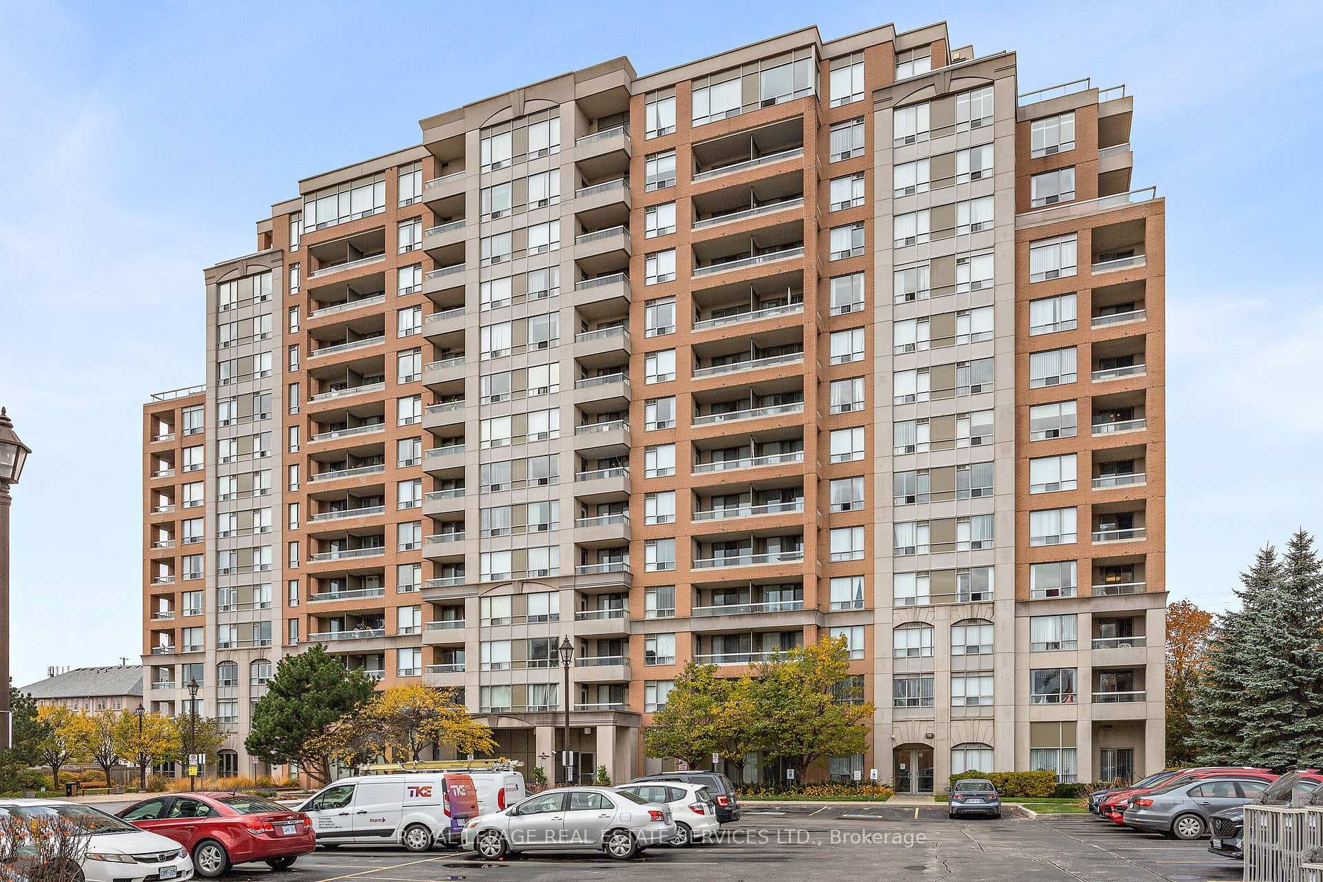 9 Northern Heights Drive Unit 101, Richmond Hill, ON L4B 4M5 - Photo 1