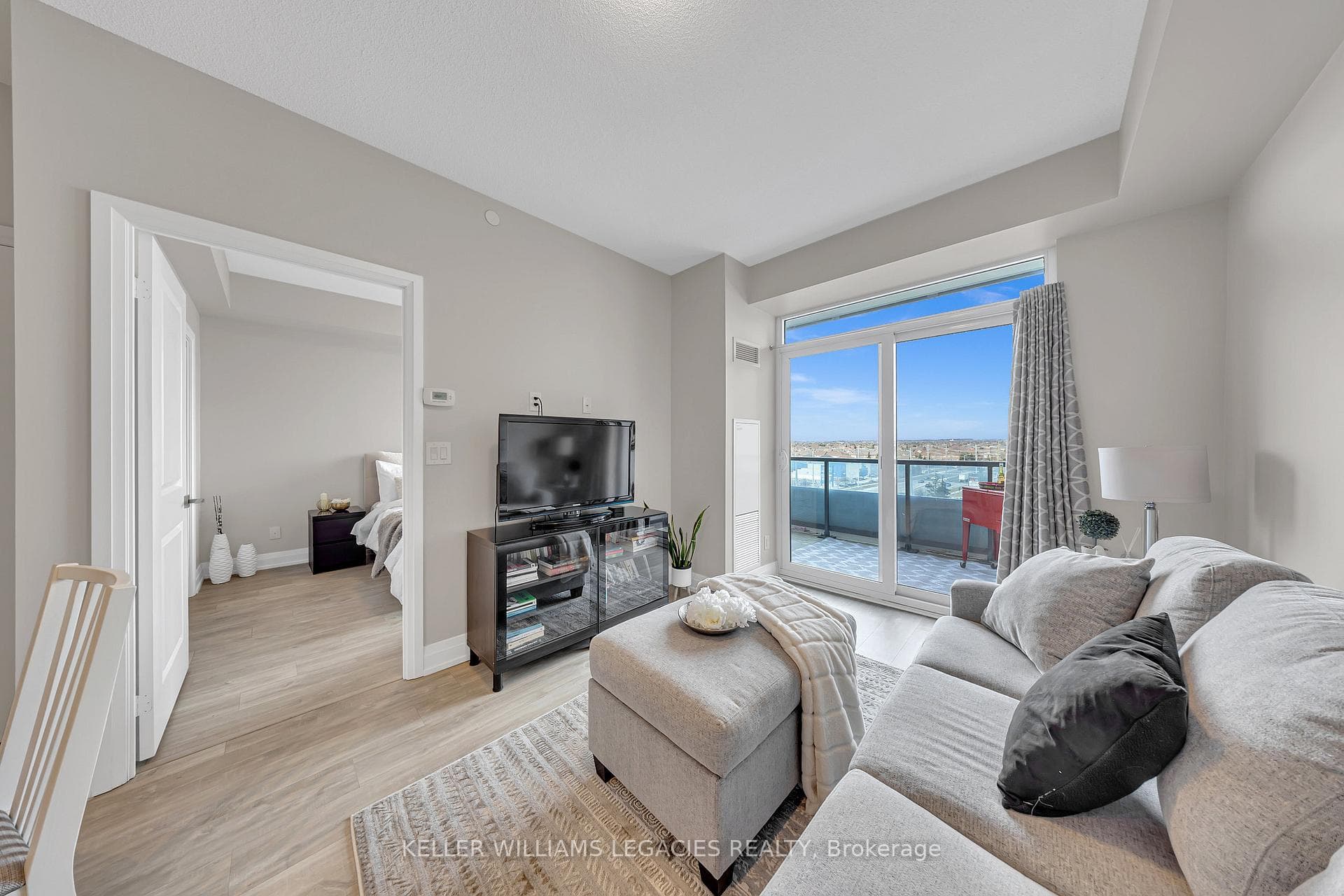 3700 Highway 7 Road Unit 610, Vaughan, ON L4L 0G8 - Photo 1