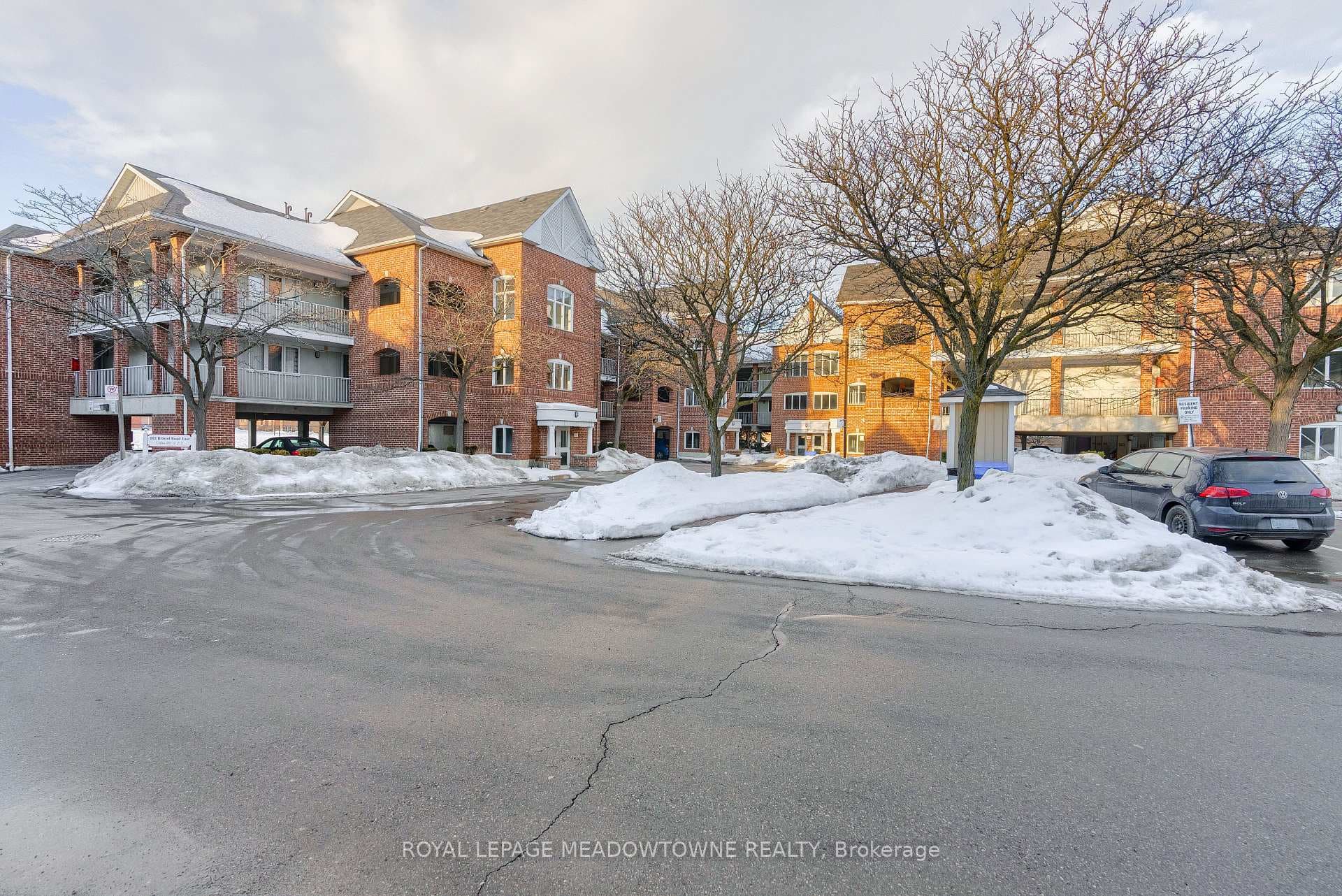 103 Bristol Road Unit 197, Mississauga, ON L4Z 3P4 - Photo 1