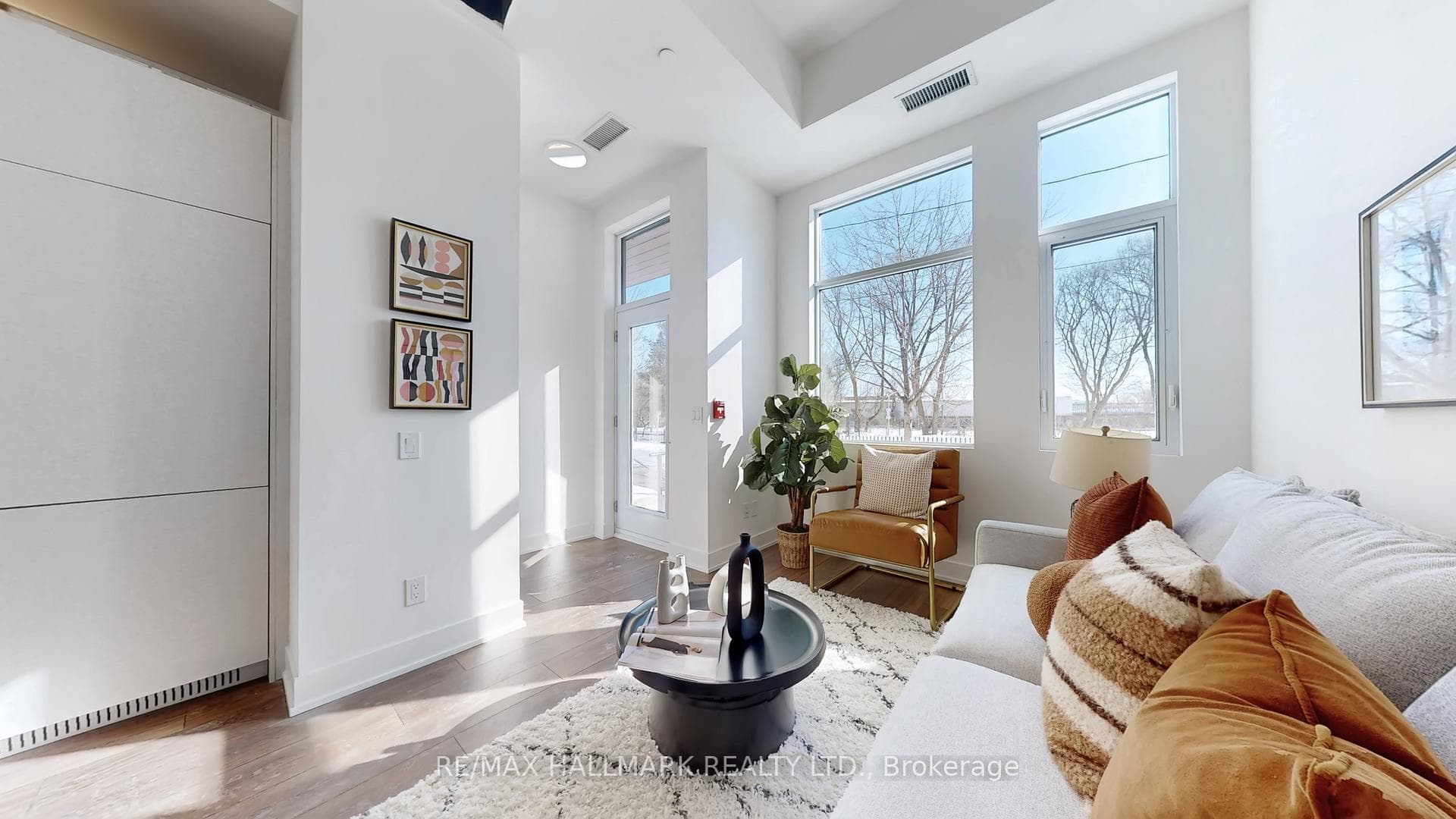 1285 Queen Street Unit 102, Riverdale / Leslieville, ON M4L 1C2 - Photo 1