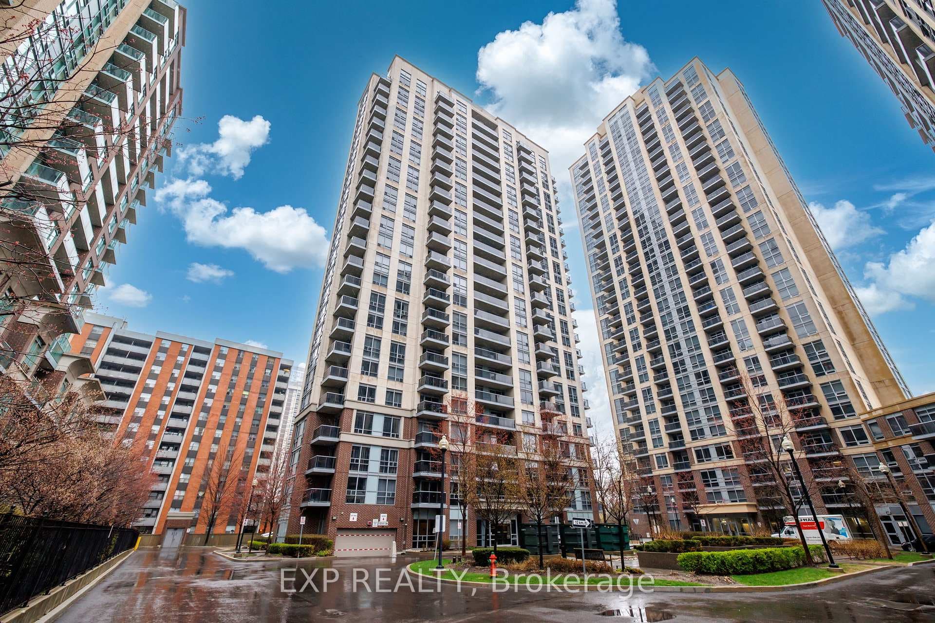 5 Michael Power Place Unit 1605, Etobicoke (Islington / Rexdale), ON M9A 0A3 - Photo 1
