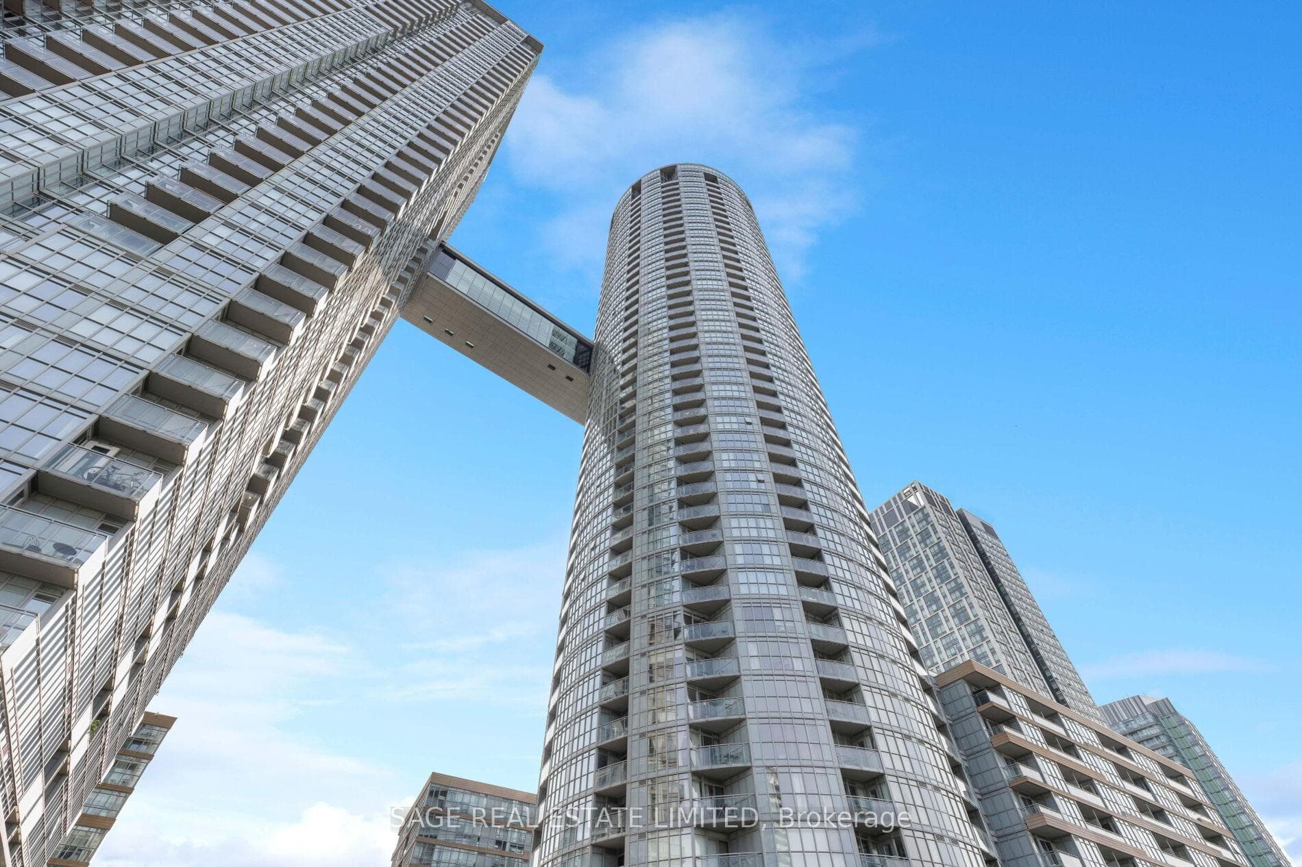 21 Iceboat Terrace Unit 4102, Downtown Toronto / Waterfront, ON M5V 4A9 - Photo 1
