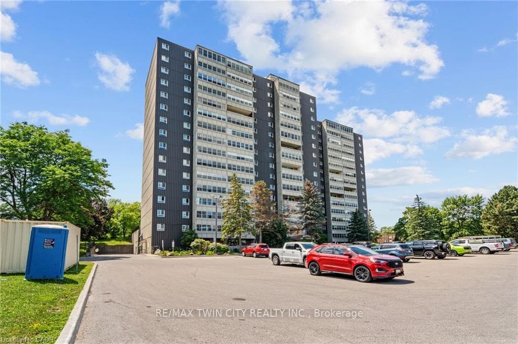 225 Harvard Place Unit 611, Waterloo, ON N2J 4H4 - Photo 1