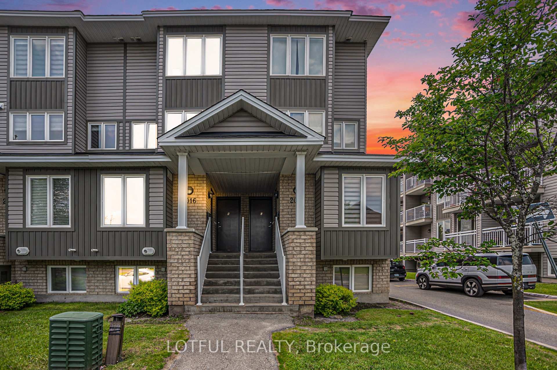 2016 Dorima Street Unit A, Orleans - Cumberland and Area
