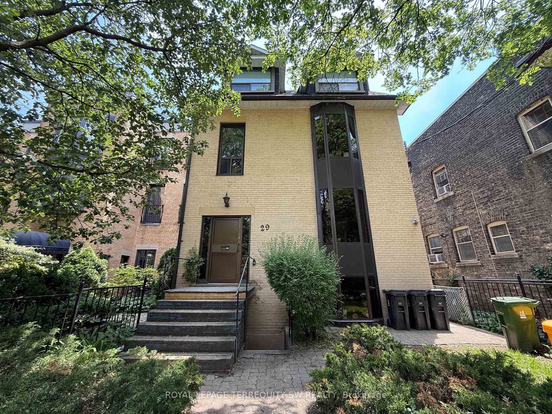 29 Winchester Street Unit 3, Regent Park / Cabbagetown / St. James Town, ON M4X 1A6 - Photo 1