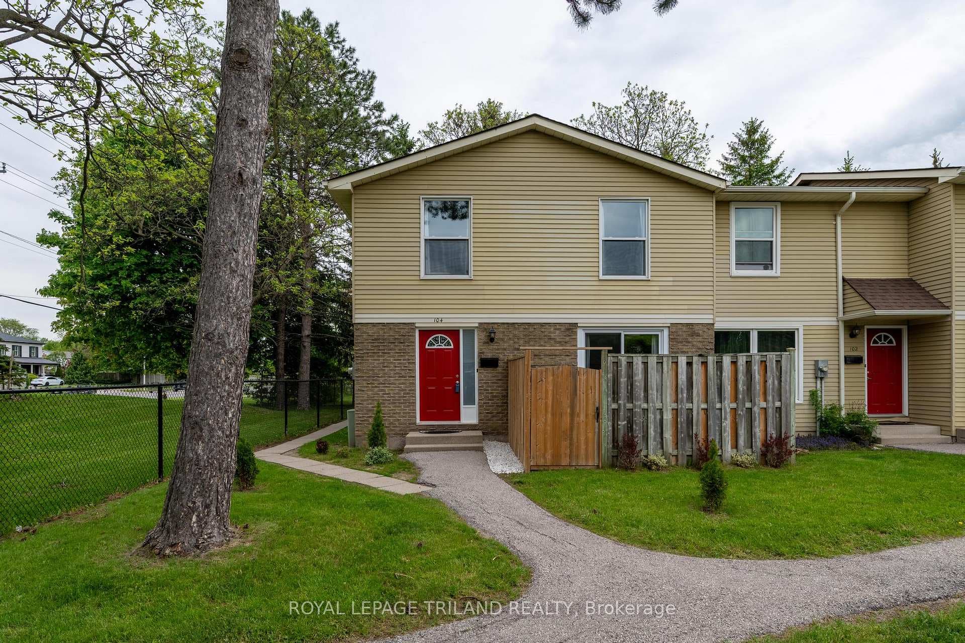 70 Fiddlers Green Road Unit 104, London North, ON N6H 4R4 - Photo 1