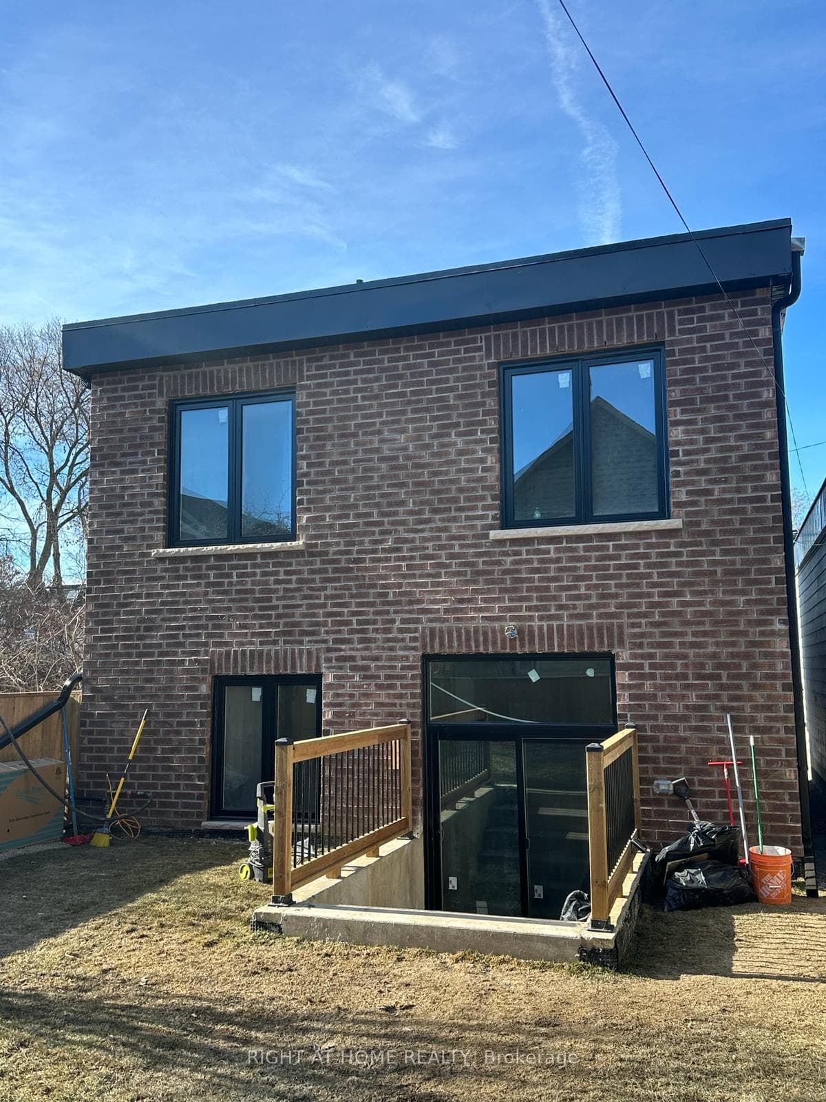 94 Barrington Avenue Unit Laneway Suite, Danforth / East York, ON M4C 4Z1 - Photo 1