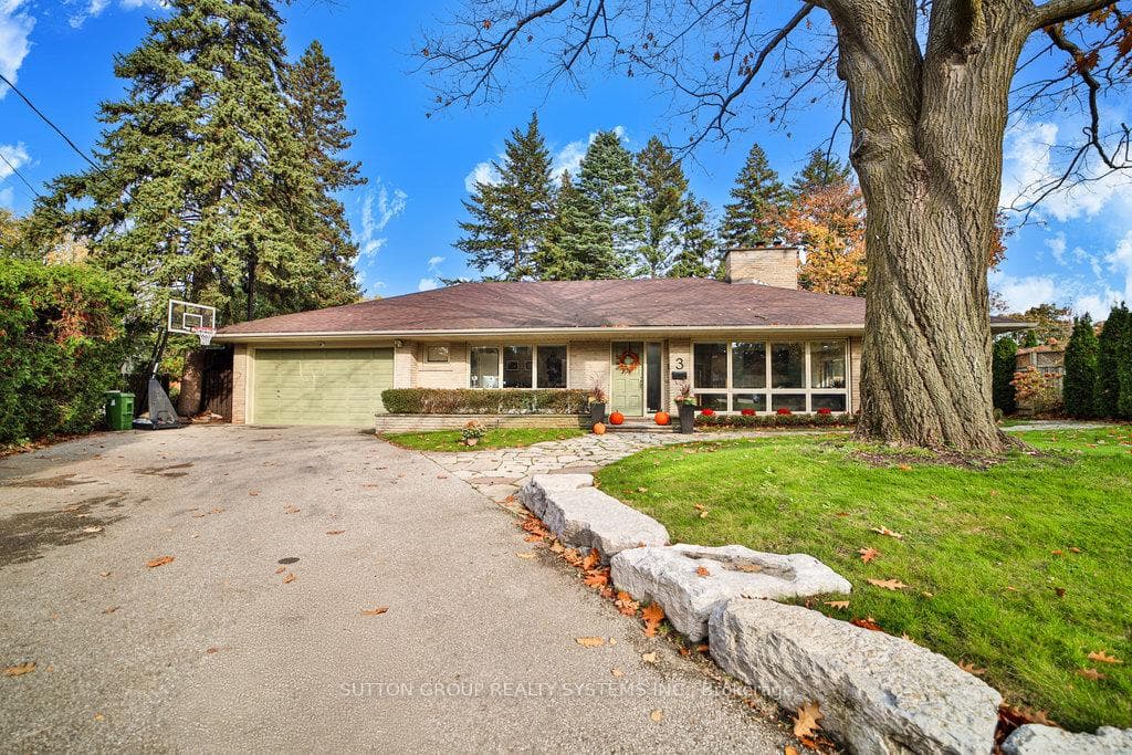 3 Twyford Court, Etobicoke (Islington / Rexdale), ON M9A 1W7 - Photo 1