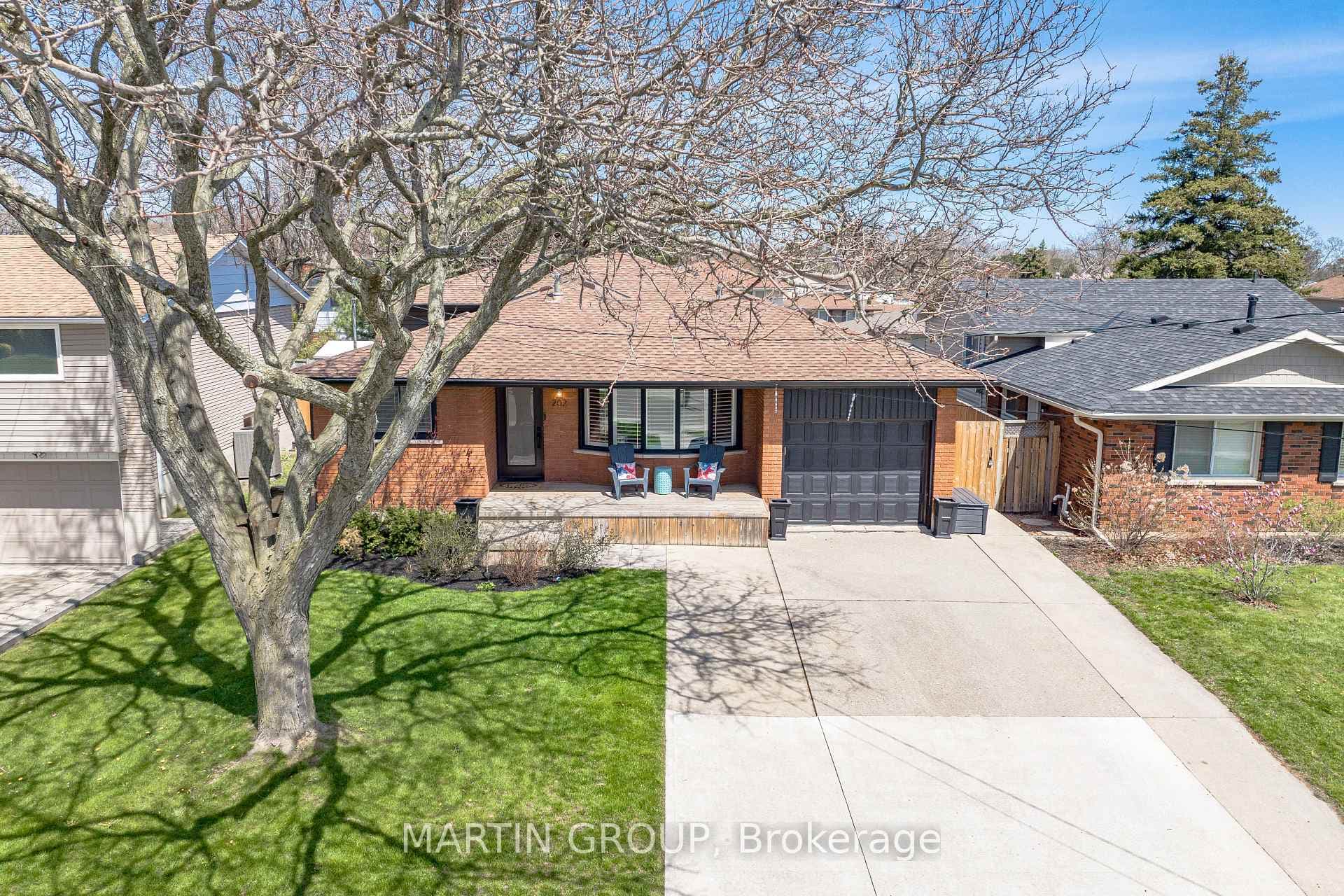 202 SAN PEDRO Drive, Hamilton, ON L9C 2E1 - Photo 1