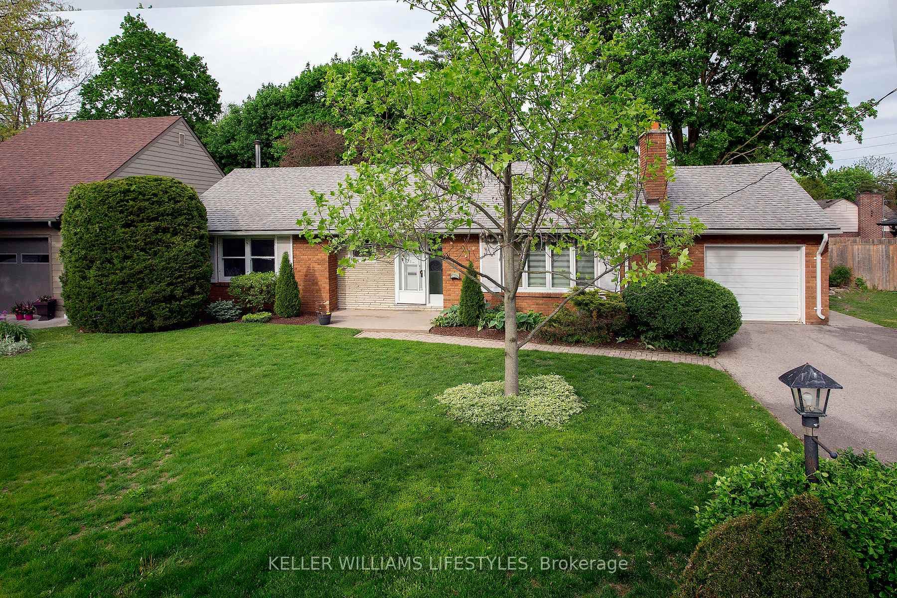 423 East Mile Road, London North