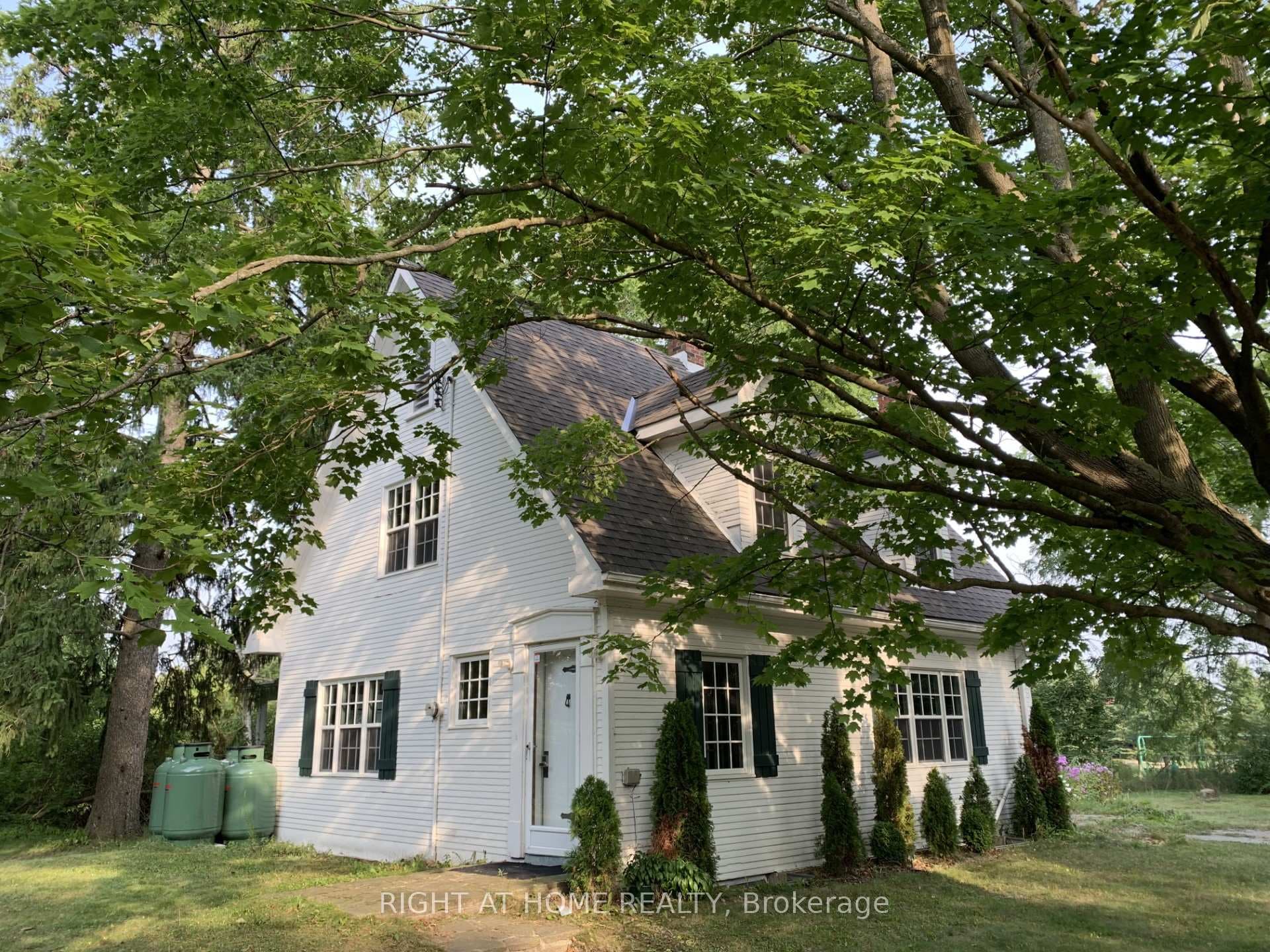 185 Uxbridge-Pickering Line, Pickering, ON L1Y 0A4 - Photo 1
