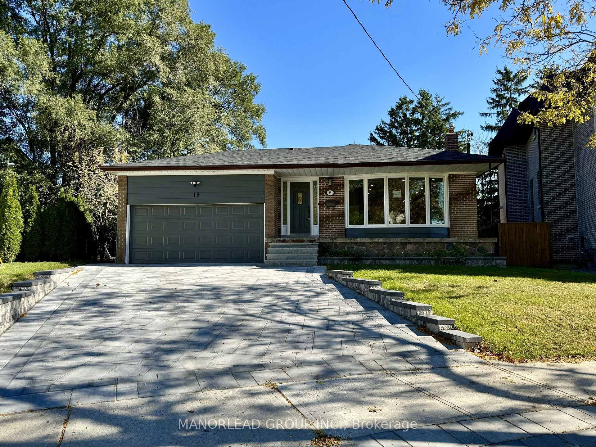 19 Waring Court Unit Lower, Willowdale / Newtonbrook, ON M2N 4G6 - Photo 1