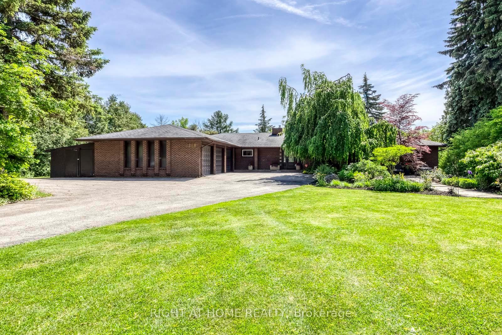 5290 Creditview Road, Mississauga, ON L5M 5N5 - Photo 1