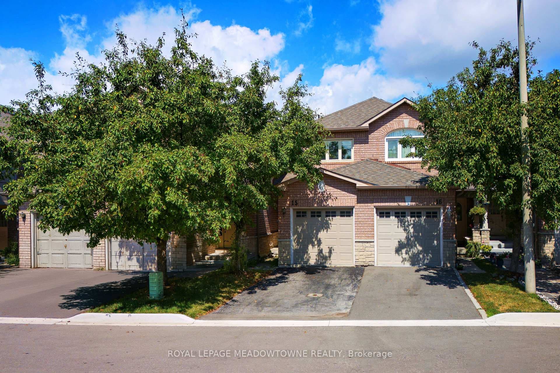 1285 Bristol Road Unit 15, Mississauga, ON L5V 2H5 - Photo 1