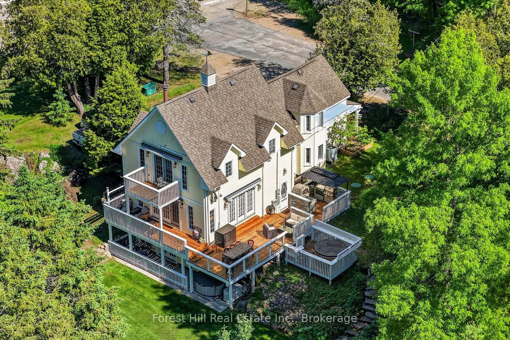 1029 Harvey Avenue, Algonquin Highlands, ON P0A 1E0 - Photo 1