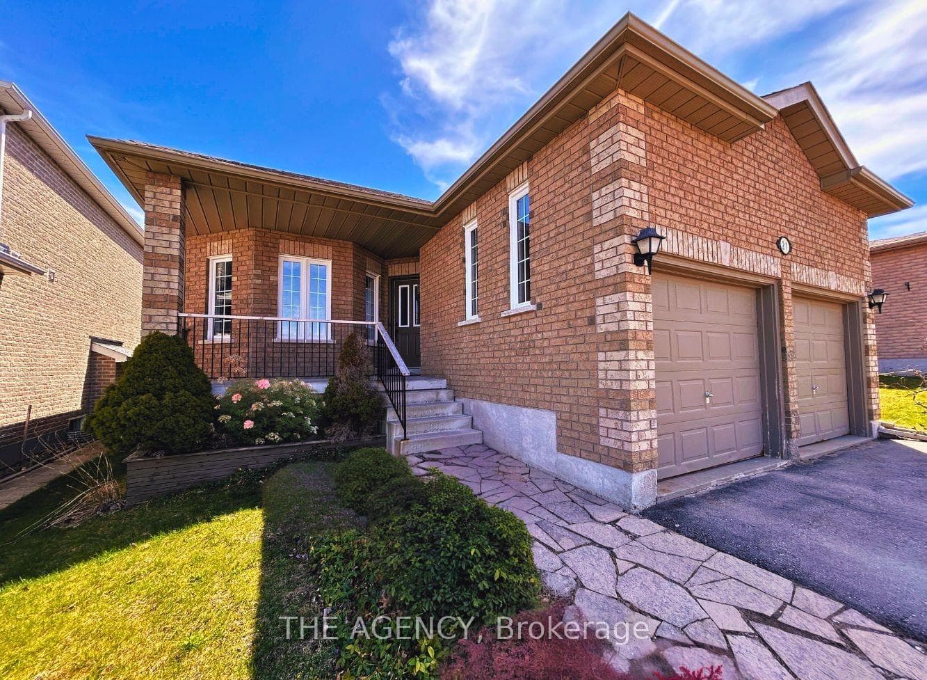21 Silver Trail, Barrie, ON L4N 2S2 - Photo 1