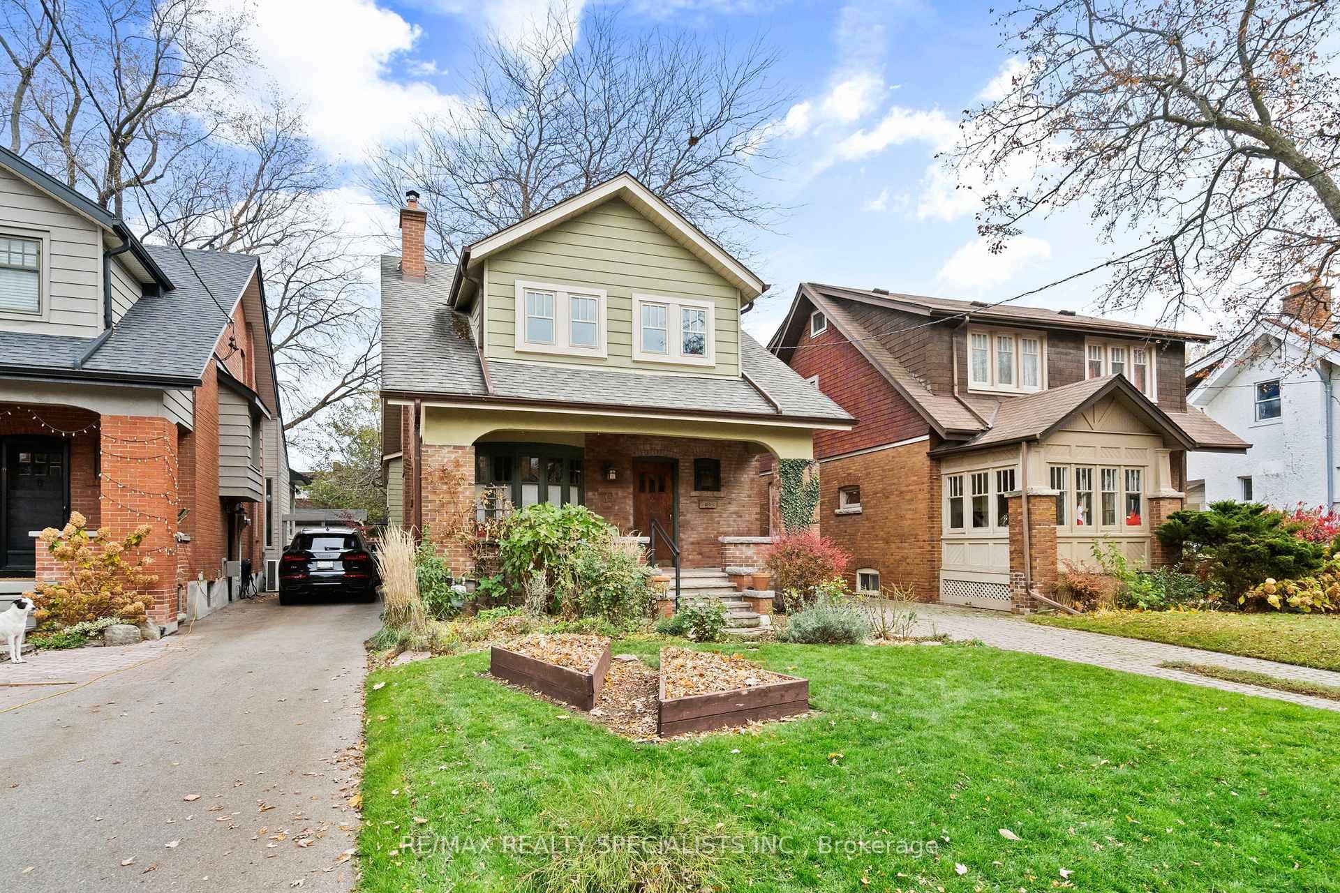 15 Eastbourne Crescent, Liberty Village / Parkdale / South Parkdale, ON M8V 1W5 - Photo 1