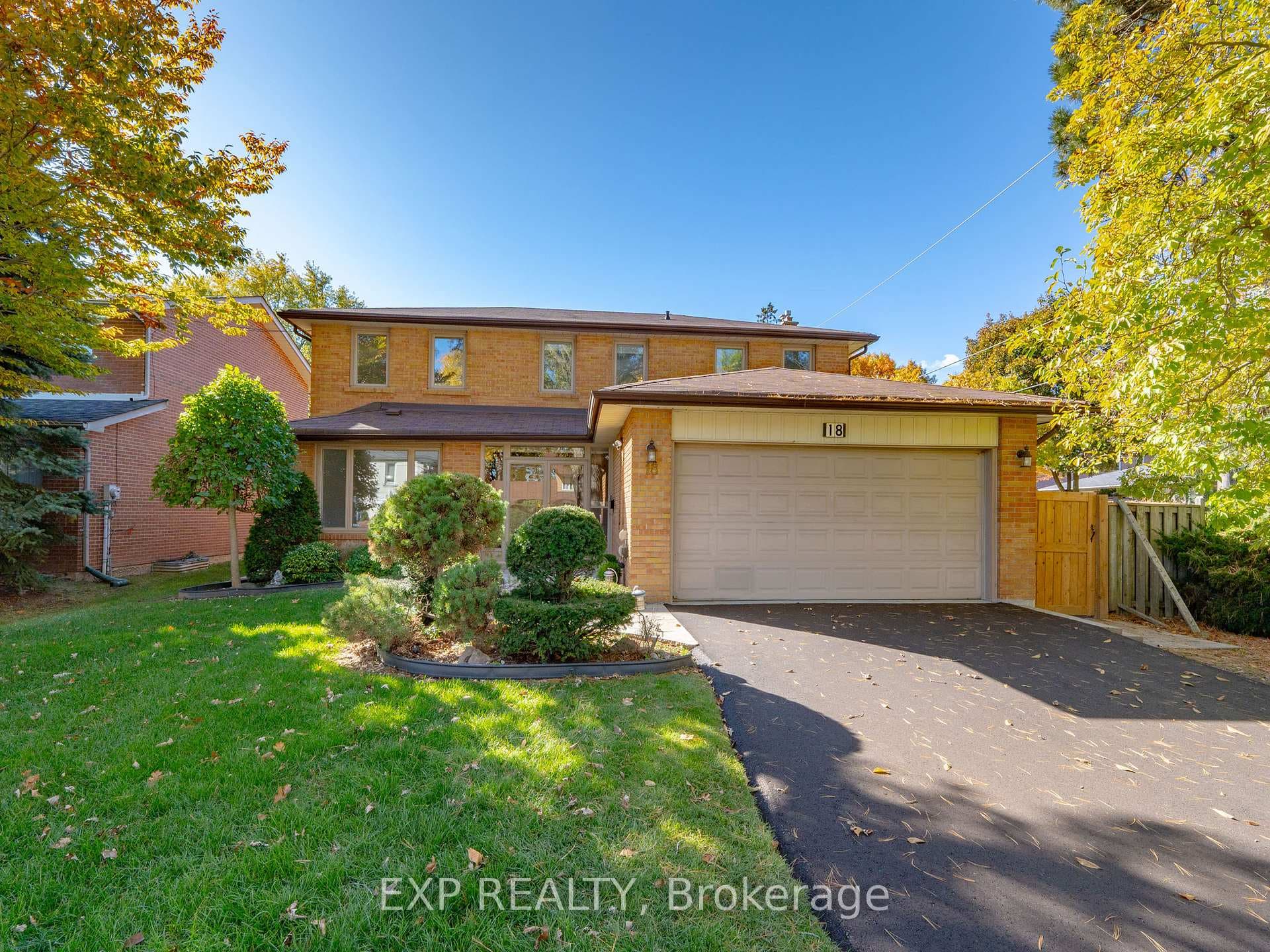 18 Whitman Street, Willowdale / Newtonbrook, ON M2M 3H8 - Photo 1