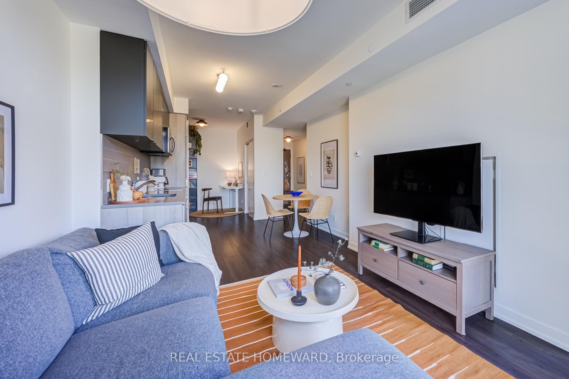 223 St Clair Avenue Unit 309, Annex / Yorkville / Summerhill, ON M4V 1R3 - Photo 1