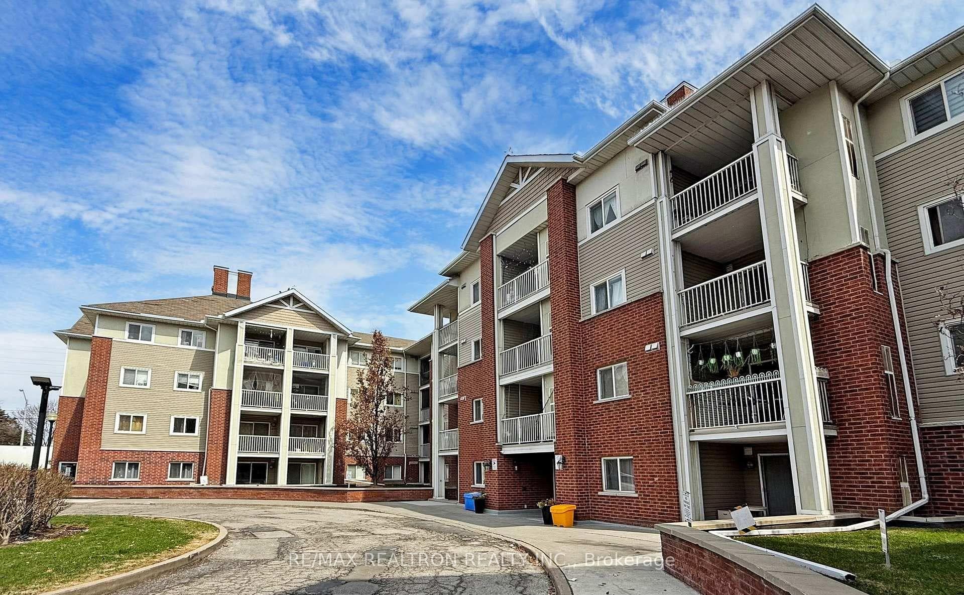 5225 Finch Avenue Unit 220, Agincourt / Milliken, ON M1S 5W8 - Photo 1