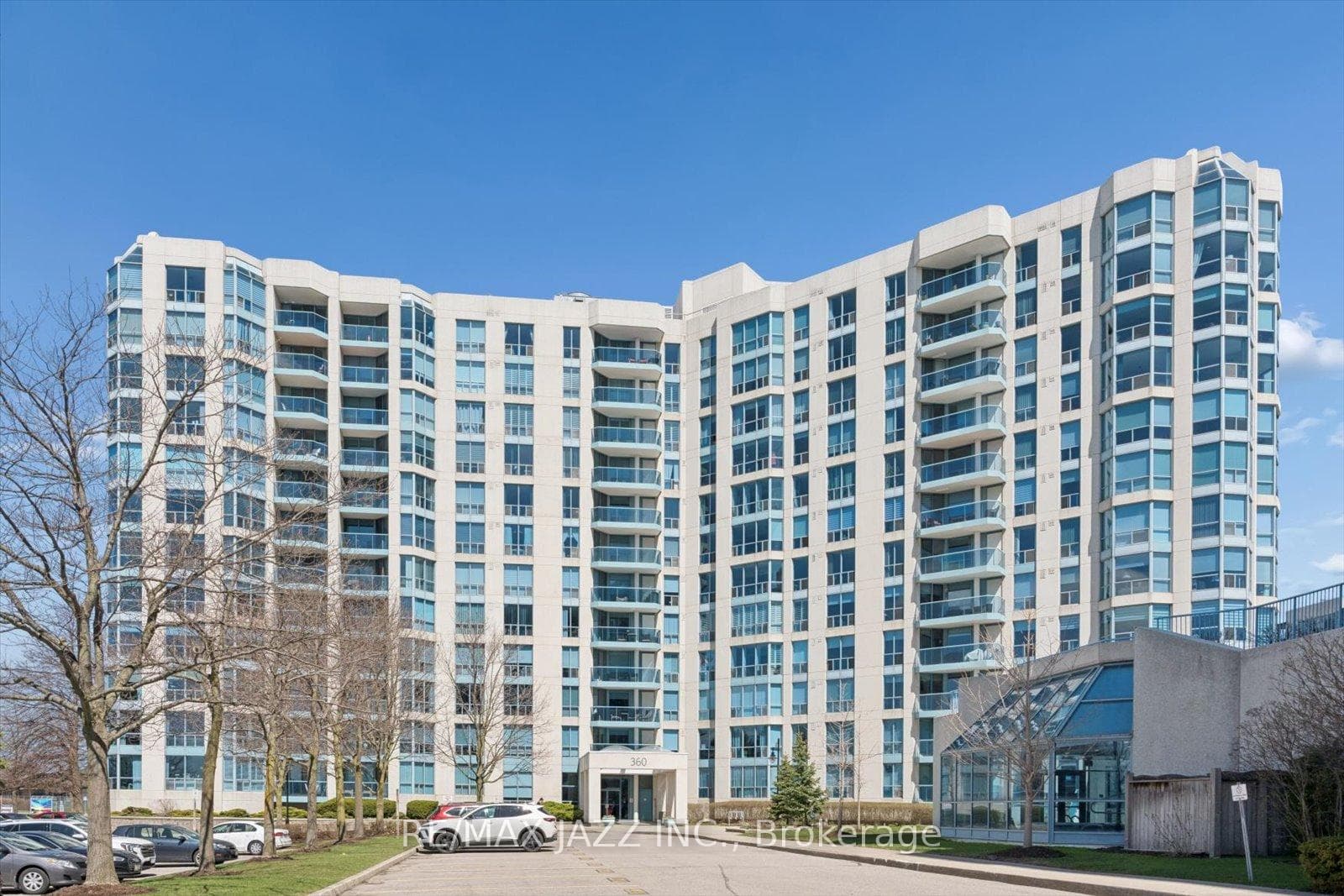 360 Watson Street Unit 1112, Whitby, ON L1N 9G2 - Photo 1