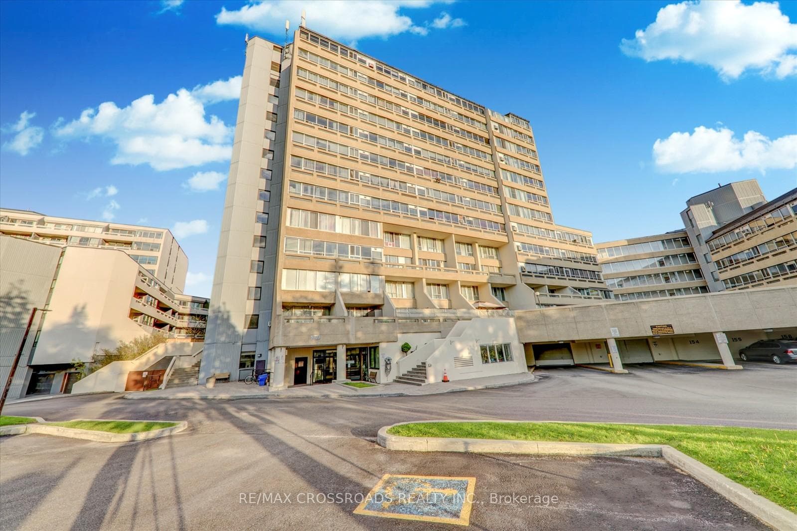 5580 Sheppard Avenue Unit 113, Scarborough (Morningside / West Hill), ON M1B 2L3 - Photo 1