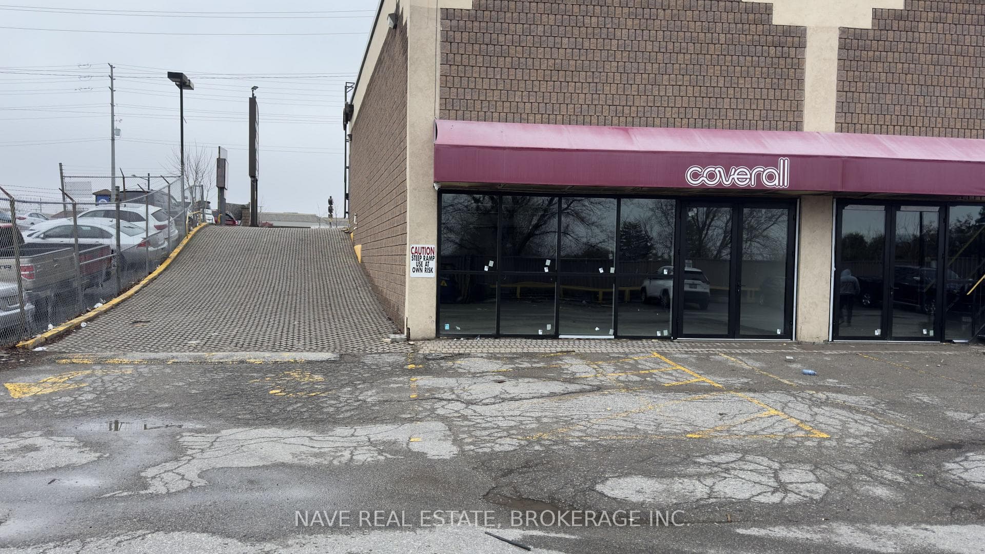 17335 Yonge Street Unit 8, Newmarket
