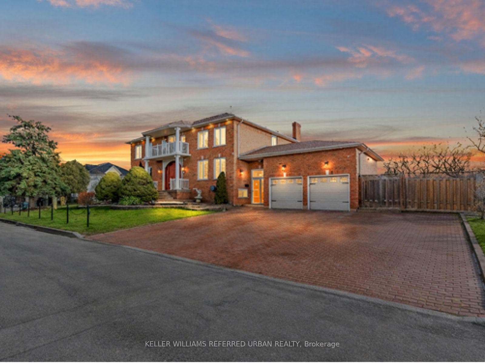 33 Redberry Parkway, York / Weston, ON M6L 2J7 - Photo 1