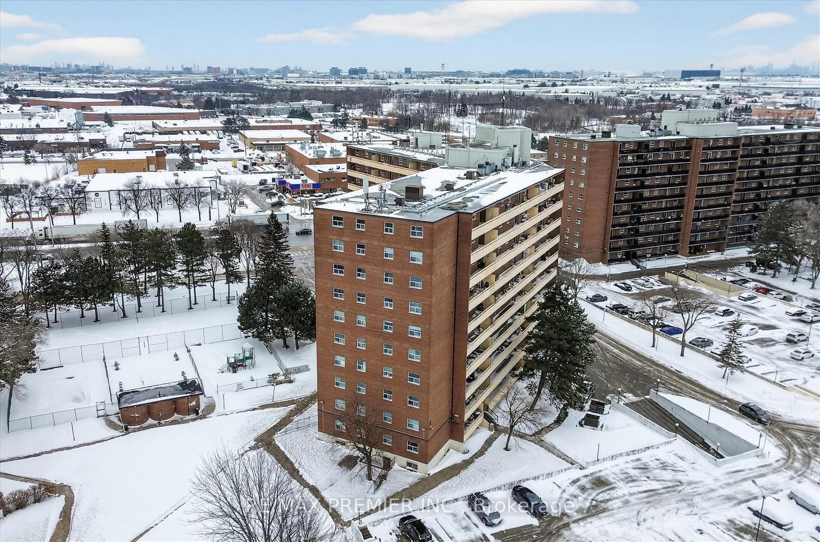3555 Derry Road Unit 712, Mississauga, ON L4T 1B2 - Photo 1