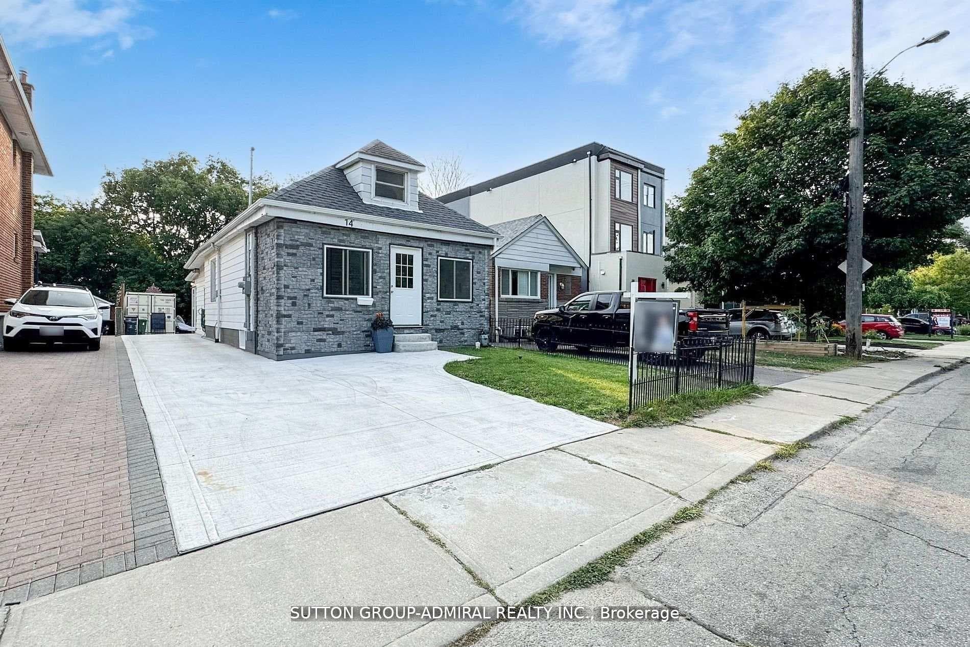 14 Spears Street, Keelesdale / Eglinton West, ON M6N 3X7 - Photo 1