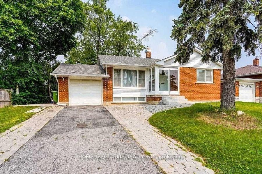 48 Farmcrest Drive Unit BSMT, Scarborough Village / Eglinton East, ON M1T 1B9 - Photo 1