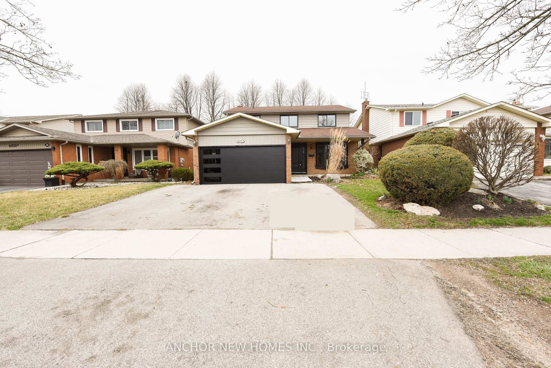 4205A Longmoor Drive, Burlington, ON L7L 5C7 - Photo 1