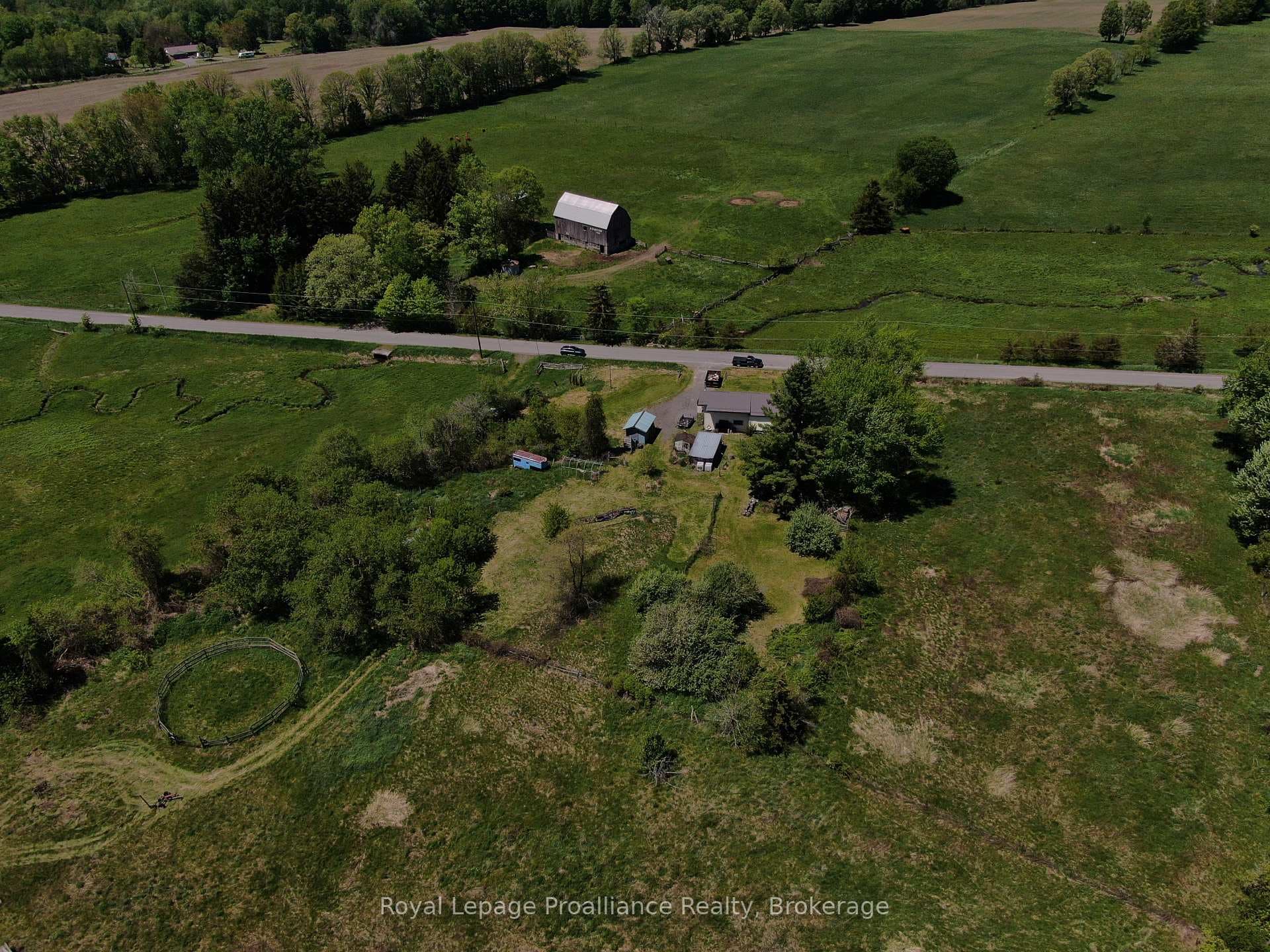 529 Gunter Settlement Road, Quinte West, ON K8V 5P6 - Photo 1