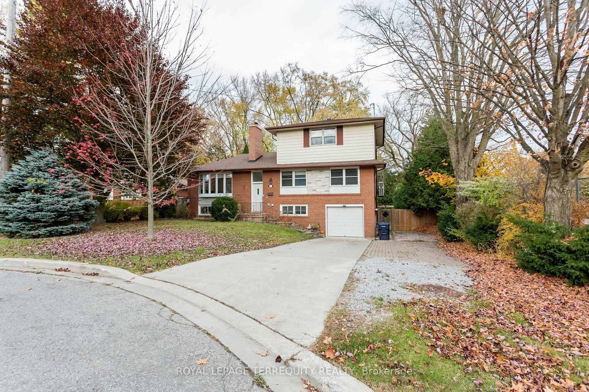 419 Brownfield Gardens, Rouge / Port Union / Malvern, ON M1C 2Y6 - Photo 1