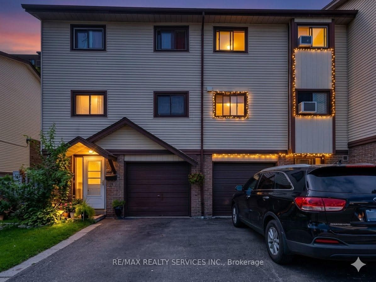 11 Mccallum Court, Brampton, ON L6V 3V6 - Photo 1