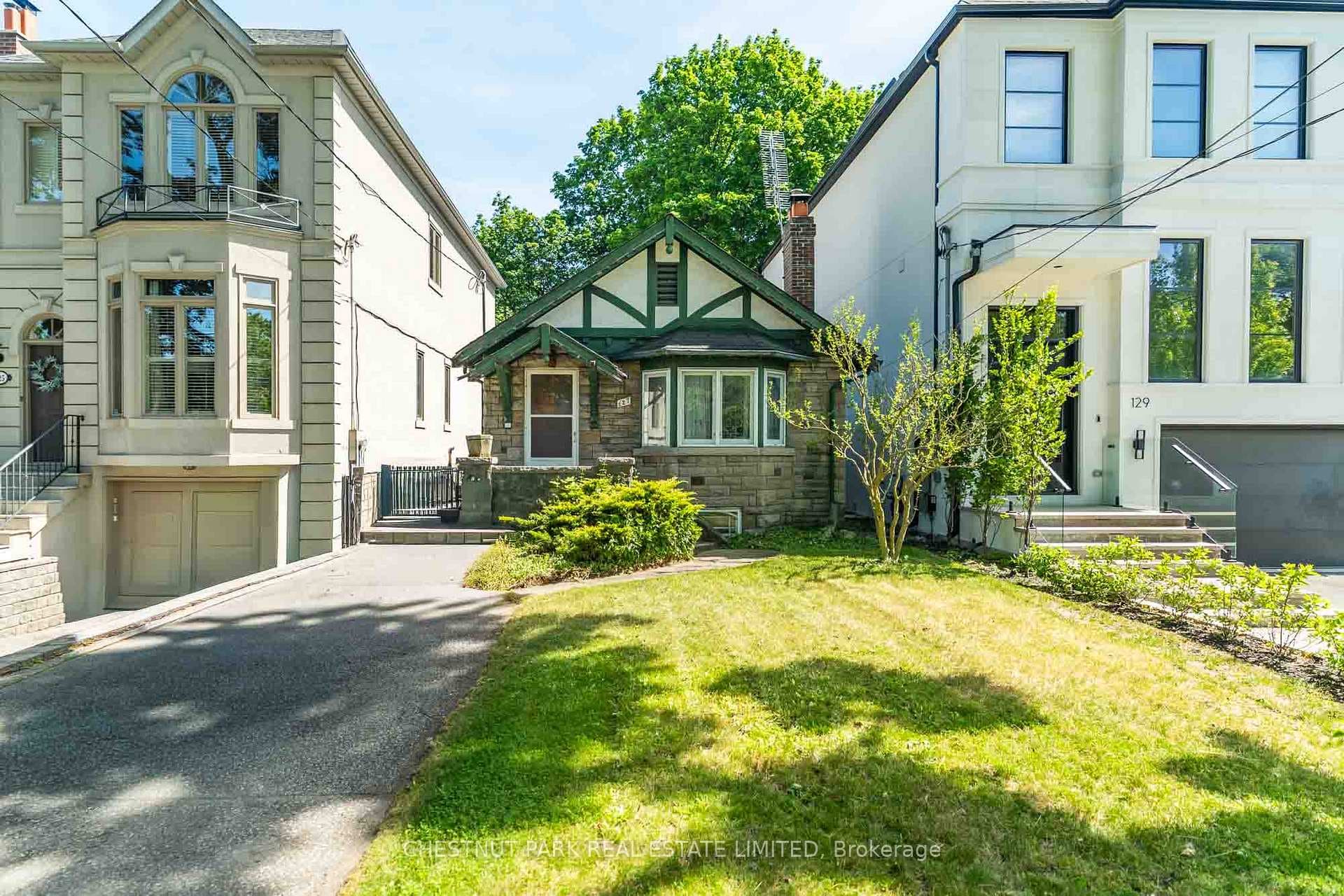 127 St Clements Avenue, Forest Hill / Deer Park, ON M4R 1H1 - Photo 1