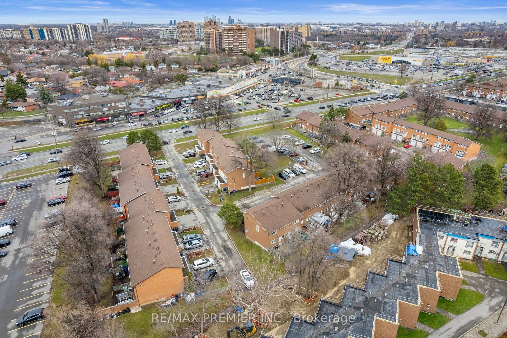 1605 Albion Road Unit 292, Etobicoke (West Mall / Rexdale), ON M9V 1B6 - Photo 1