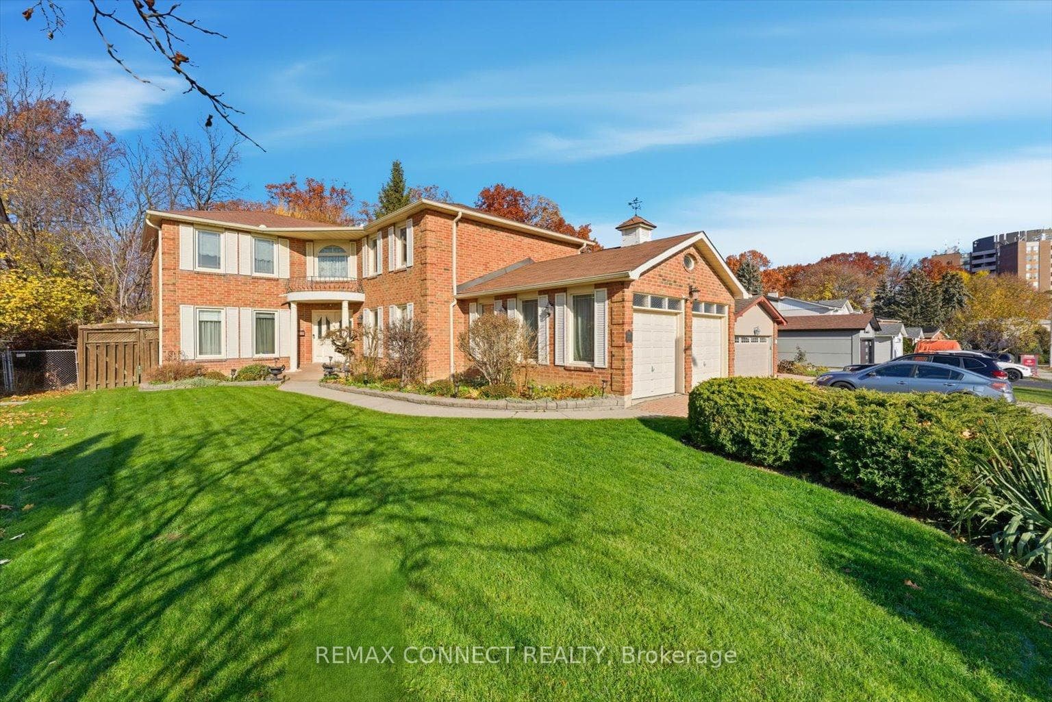 4307 Garnetwood Chase, Mississauga, ON L4W 2H1 - Photo 1