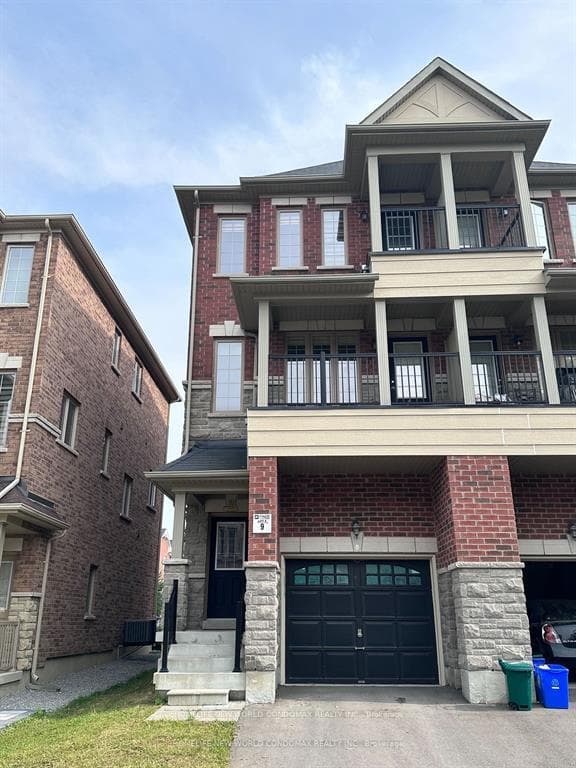 44 Battista Perri Drive, Markham, ON L6E 0R6 - Photo 1