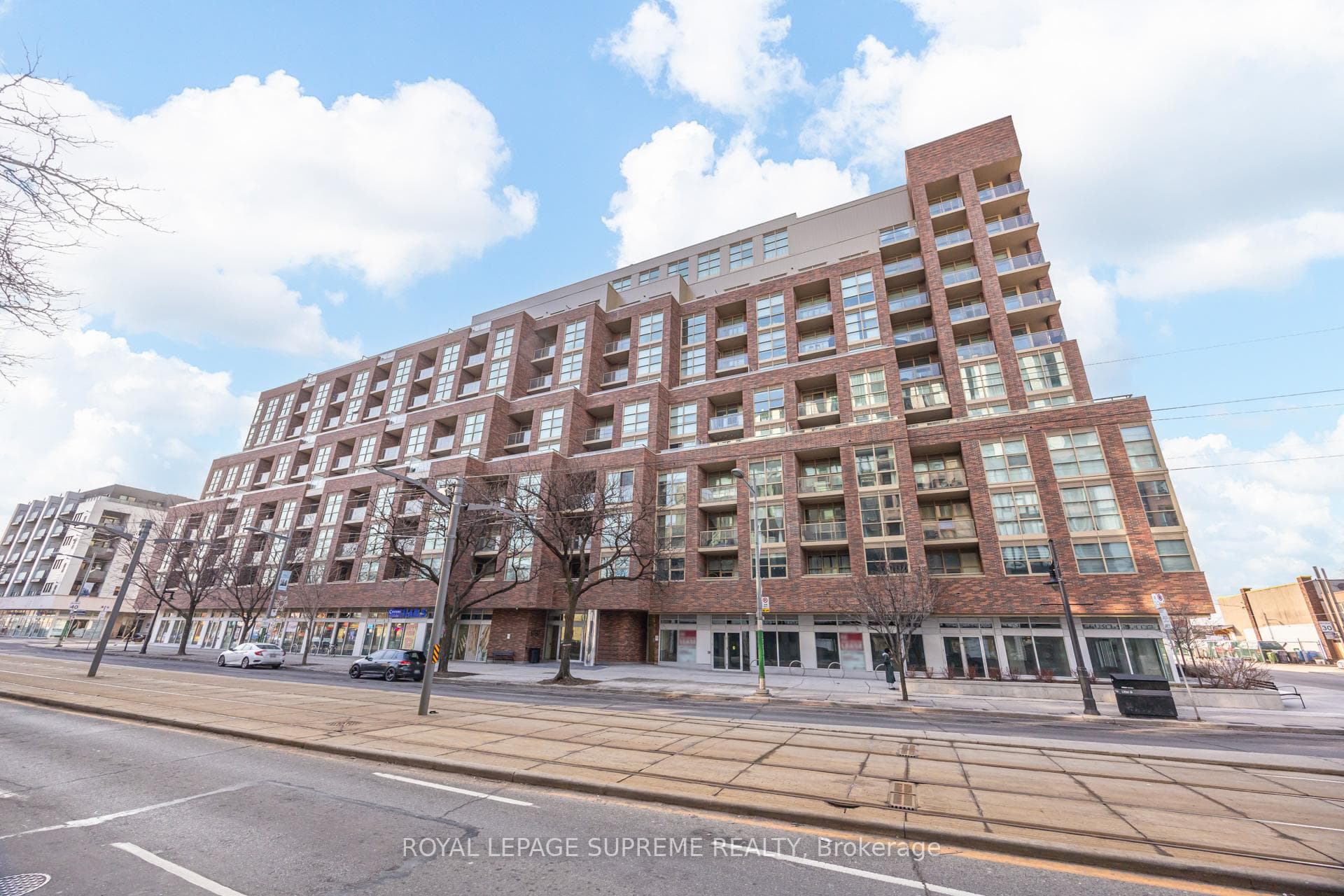 1787 St Clair Avenue Unit 704, Keelesdale / Eglinton West, ON M6N 0B7 - Photo 1