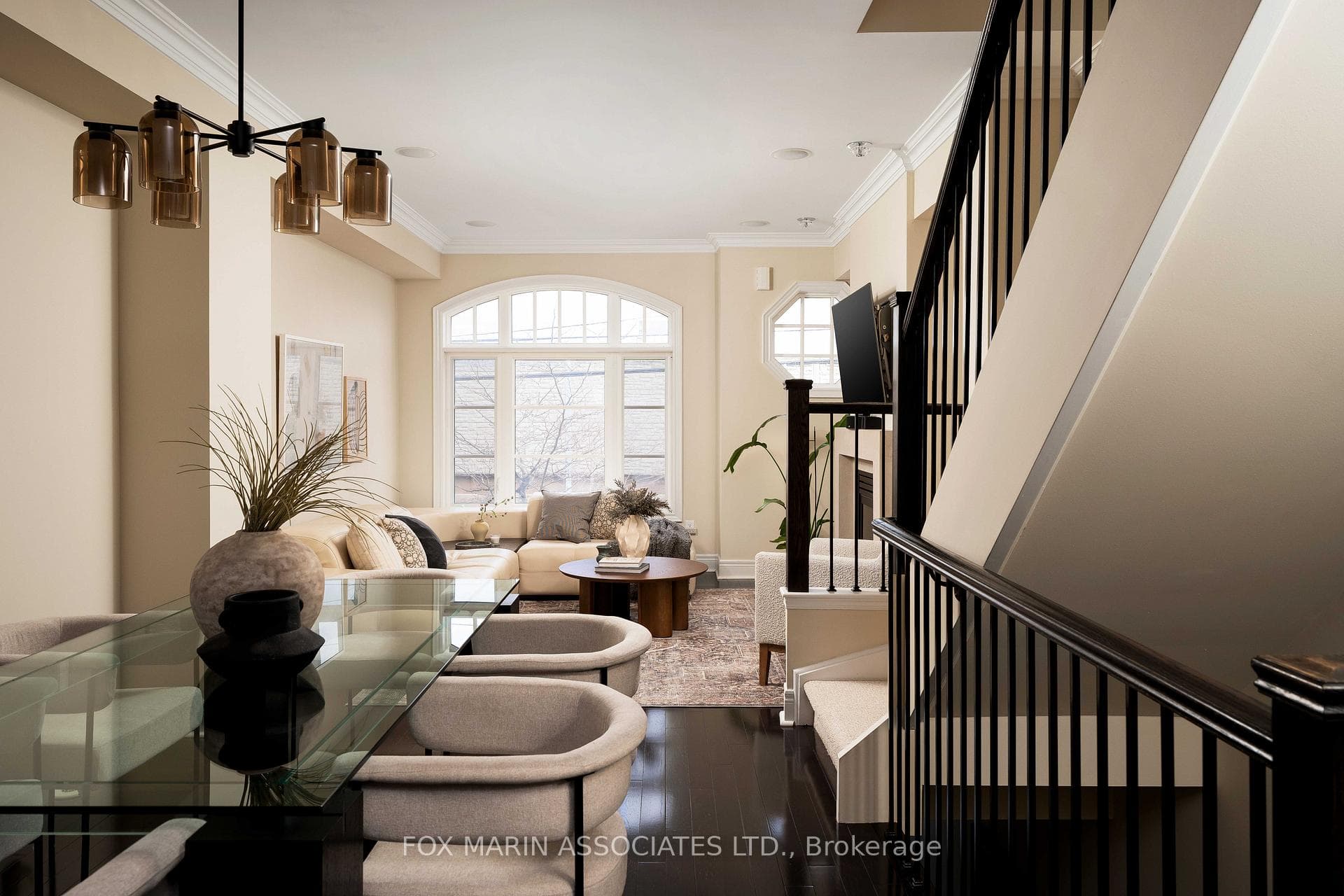 825-A Oxford Street, Liberty Village / Parkdale / South Parkdale, ON M8Z 0B3 - Photo 1