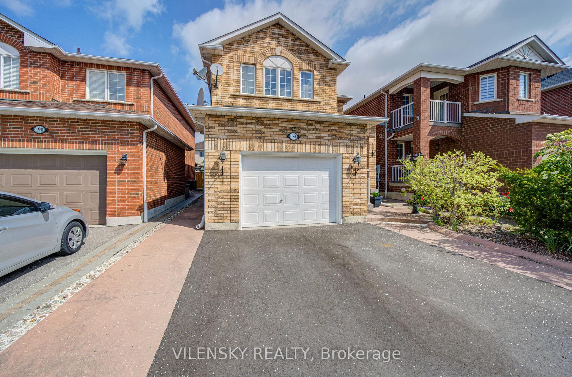 186 Purcell Crescent, Vaughan