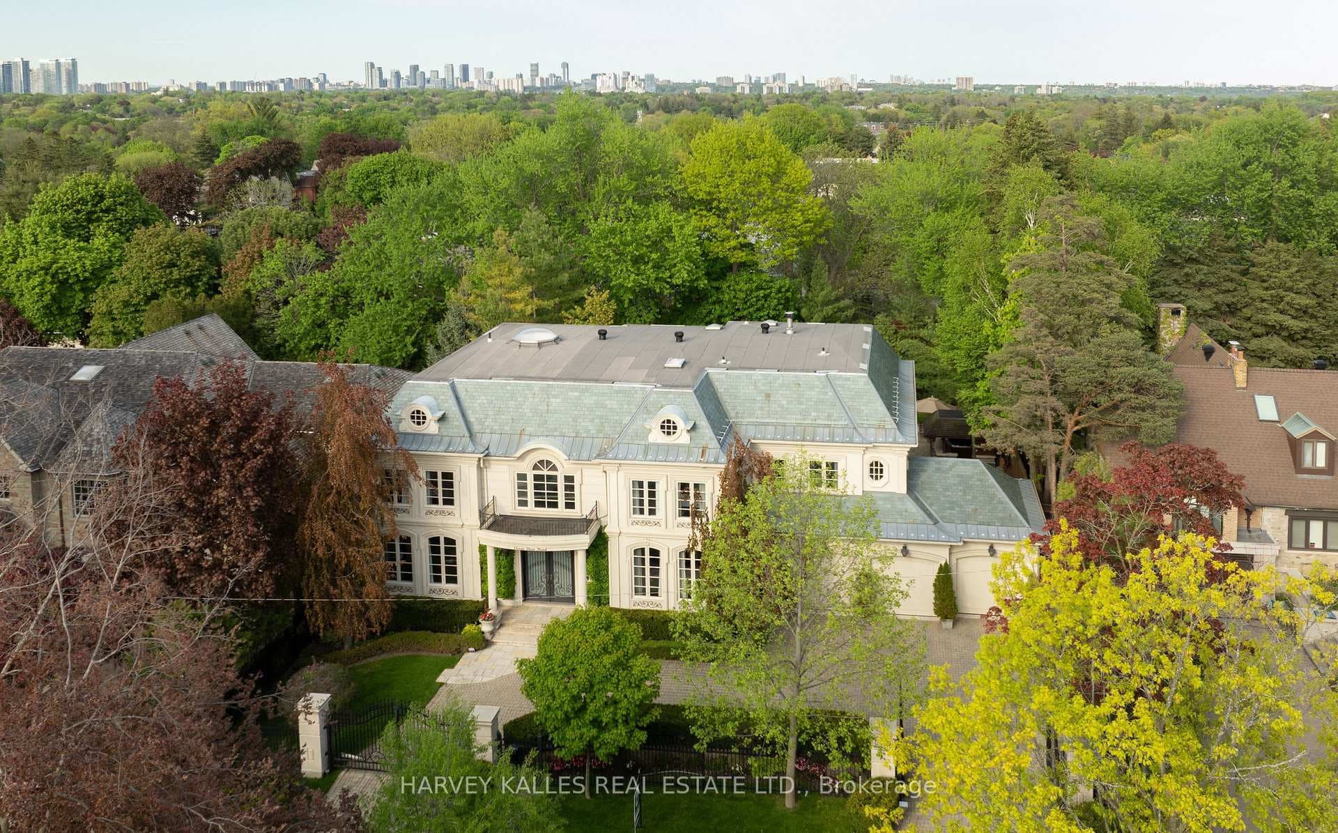 11 Doon Road, Toronto C12