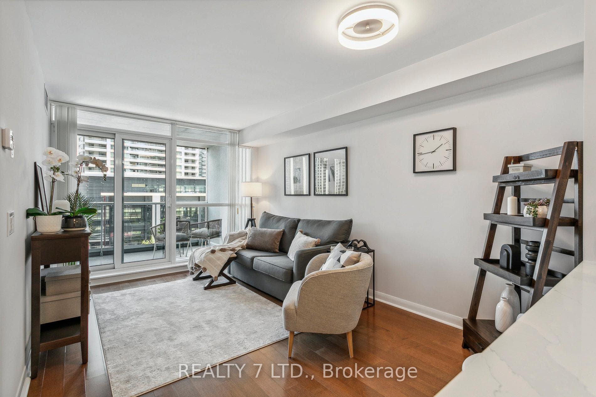 4968 Yonge Street Unit 708, Thornhill / Willowdale, ON M2N 7G9 - Photo 1