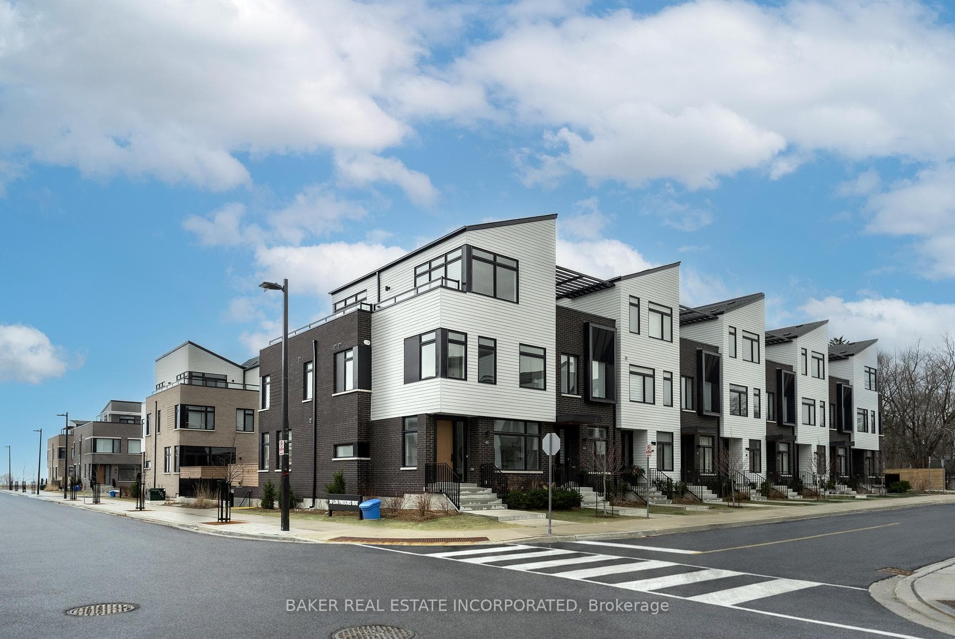 Brightwater Towns Unit 45