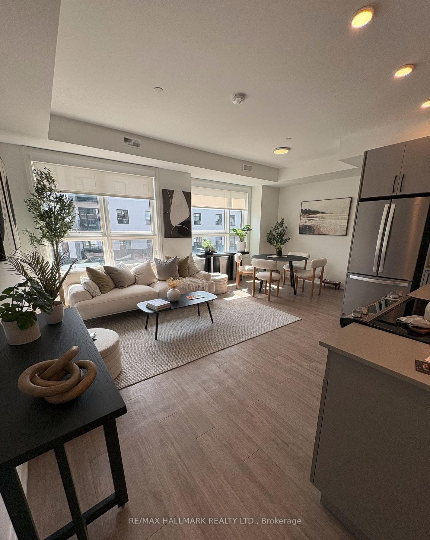 15 Brenthall Avenue Unit 16, Thornhill / Willowdale, ON M2R 0B3 - Photo 1